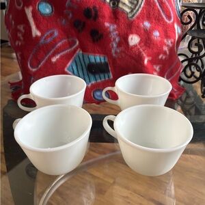 Vintage Opal Pyrex white milk glass mugs